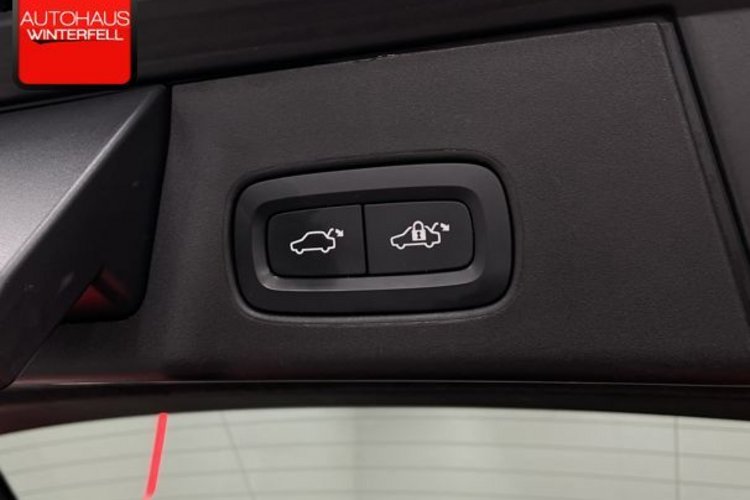 Volvo V90 V90 D4 PRO PANO+AHK+360+HUD+H&amp;K+STANDHEIZUNG+LED