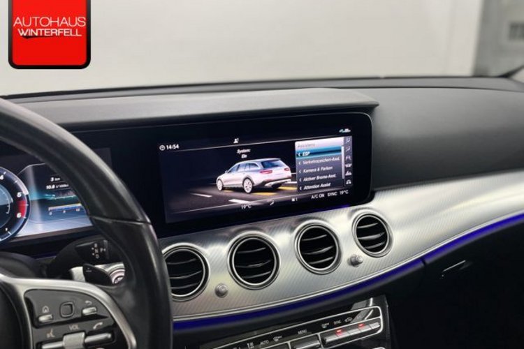 Mercedes-Benz E 220 E 220 d 4M T AVANTGARDE ALL-TERRAIN PANO+LUFT+