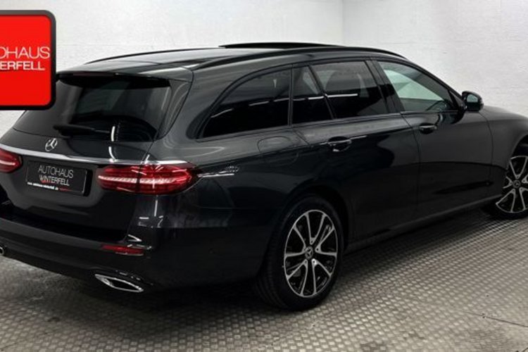 Mercedes-Benz E 200 E 200 T AVANTGARDE NIGHT PANO+MEMORY+KAMERA+LED+