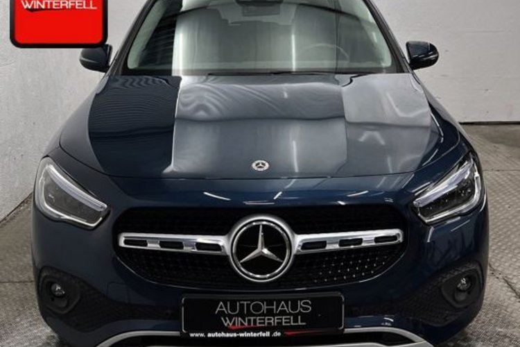 Mercedes-Benz GLA 250 GLA 250 e STYLE PANO+AHK+MULTIBEAM+KAMERA+DISTRO