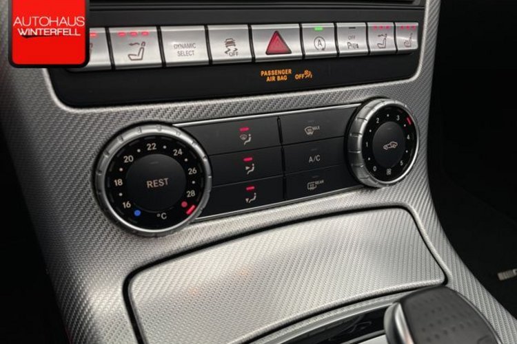 Mercedes-Benz SLC 200 SLC 200 AMG PANO+KAMERA+HARMAN/K+ILS+AIR-SCARF+