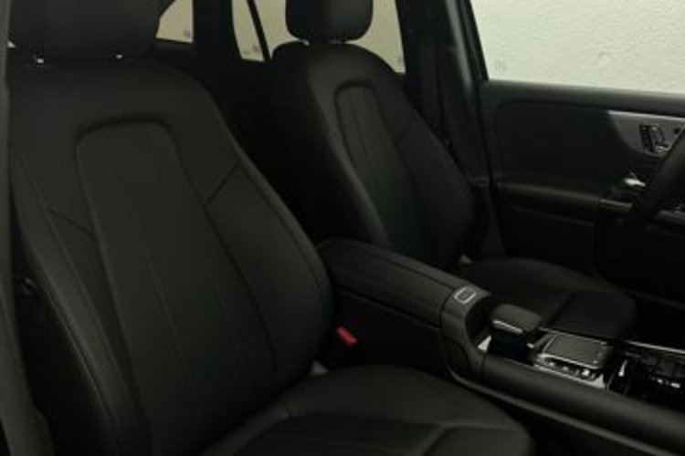 Mercedes-Benz GLA 220 GLA 220 d 4M STYLE AHK+MEMORY+KEYLESS+KAMERA+