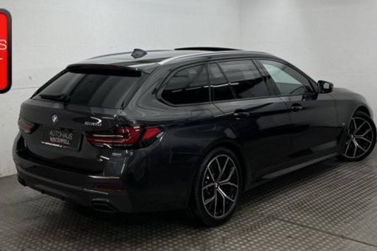 BMW 530 530 d Touring M SPORT PRO PANO+LASER+AHK+STANDH+