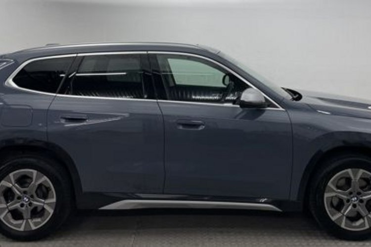 BMW X1 X1 xDrive23d xLine M-LENKRAD+PANO+AHK+MEMO+ACC