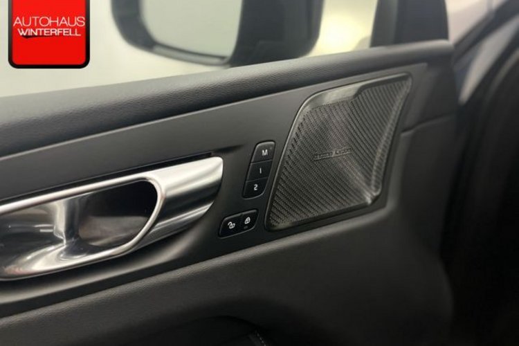 Volvo XC60 XC60 B5 D AWD Ultimate Dark POLESTAR PANO+LUFT+