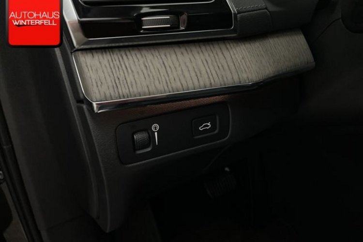 Volvo XC90 XC90 B5 D INSCRIPTION AWD 7SITZ+PANO+B&amp;W+MASSAGE