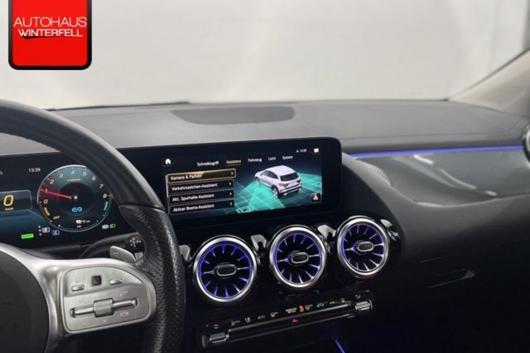 Mercedes-Benz GLA 250 GLA 250 e AMG NIGHT EXKLUSIV PANO+360+KEYLESS+