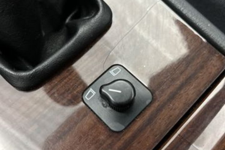 Mercedes-Benz C 180 C 180 RADIO+KASETTE+E-AUSSENSPIEGEL+