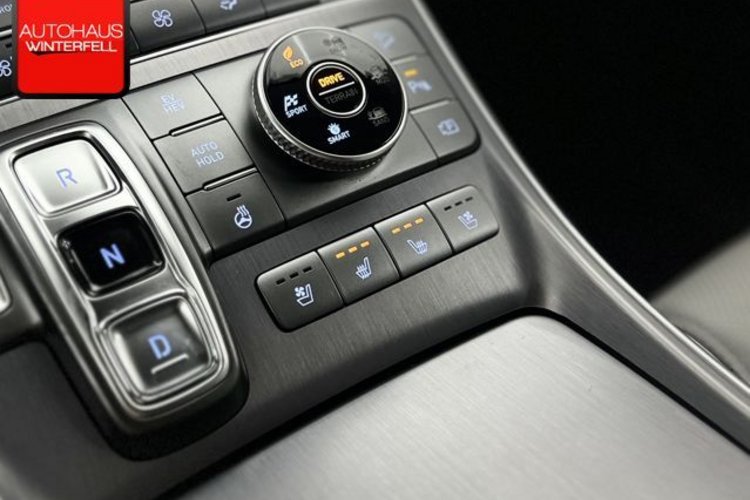 Hyundai SANTA FE Santa Fe Signature Plug-In Hybrid 4WD 360+KRELL+