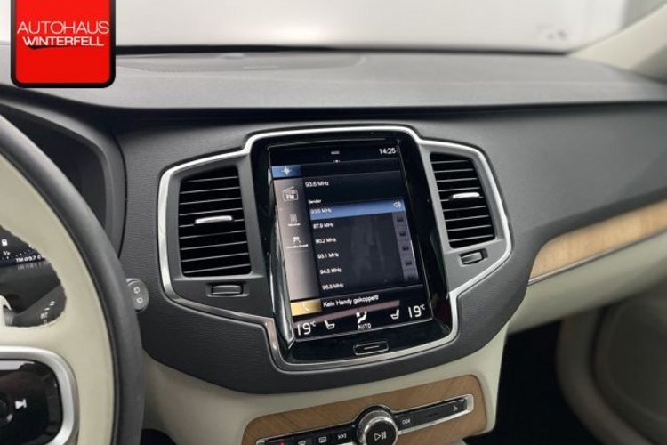 Volvo XC90 XC90 B5 AWD PANO+22Z+HUD+H&amp;K+KAMERA+LED+ALARM+