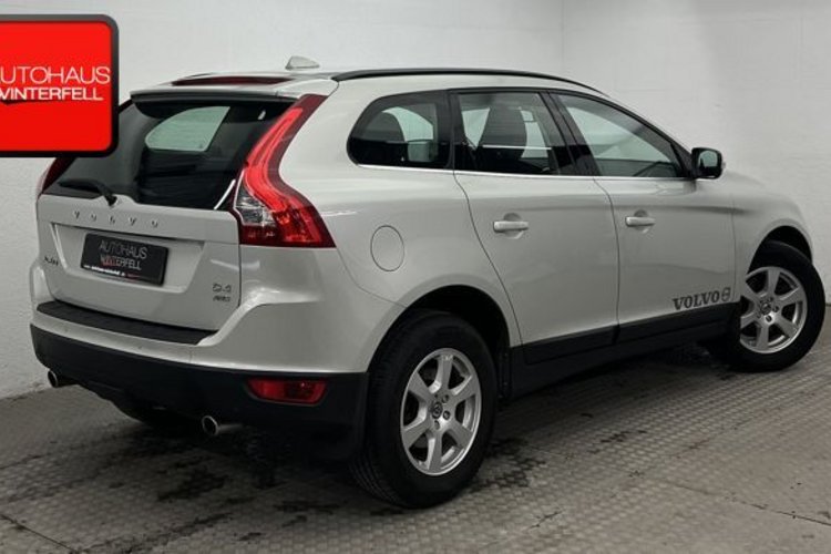 Volvo XC60 XC60 D4 AWD BI-XENON+MEMO+RTI-NAVI+TEMPOMAT+