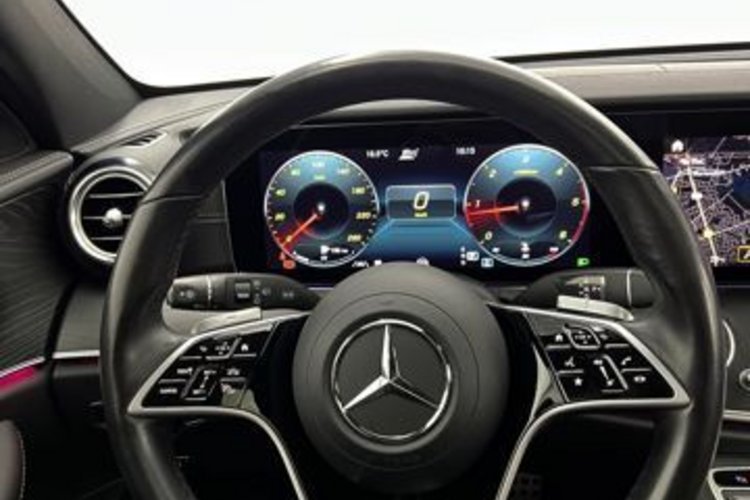 Mercedes-Benz E 220 E 220 d 4M All-Terrain NIGHT AMG19Z HUD+KEYLESS+