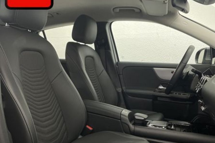Mercedes-Benz GLA 180 GLA 180 d STYLE LED+KAMERA+MBUX+AUGMENTED+DAB+