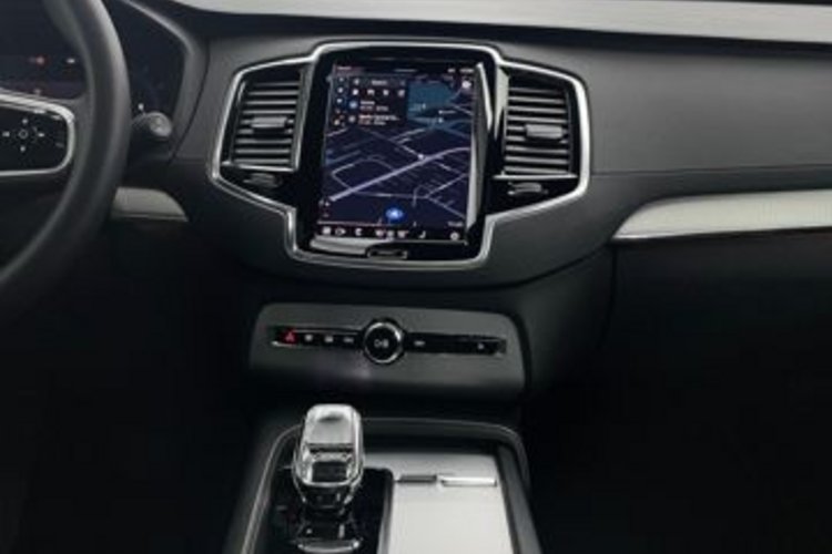 Volvo XC90 XC90 B5 D AWD Plus Dark 7SITZ+PANO+AHK+360+H&amp;K+