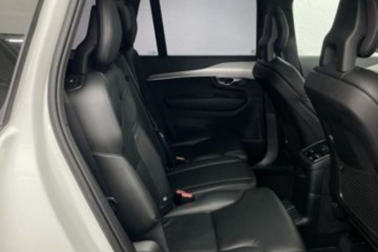 Volvo XC90 XC90 T8 AWD Rech. R-Design 7SITZ+PANO+HUD+KAMERA
