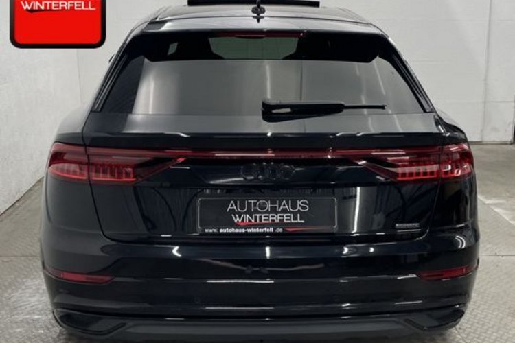 Audi Q8 Q8 50 TDI quattro S line PANO+AHK+LUFT+22Z+MEMO+