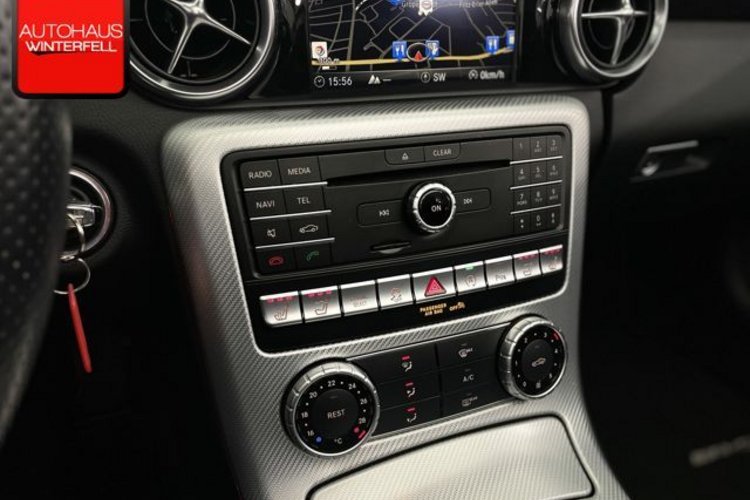 Mercedes-Benz SLC 200 SLC 200 AMG PANO+KAMERA+HARMAN/K+ILS+AIR-SCARF+