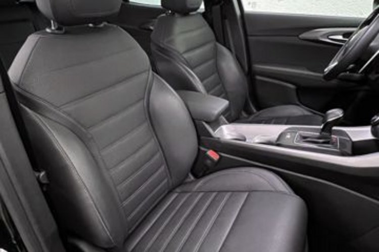 Alfa Romeo Tonale Tonale 1.5 VGT Hybrid VELOCE PANO+20Z+SITZKLIMA+