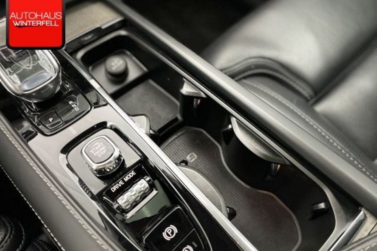 Volvo XC90 XC90 B5 D INSCRIPTION AWD 7SITZ+PANO+B&amp;W+MASSAGE