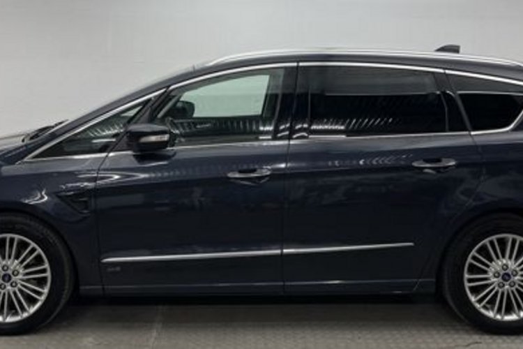 Ford S-Max S-MAX 2.0 Vignale AWD 7SITZ+AHK+MEMO+STANDHZG+