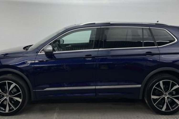 Volkswagen Tiguan Allspace Tiguan Allspace 2.0 TSI 4M R-LINE 7SITZ+PANO+AHK