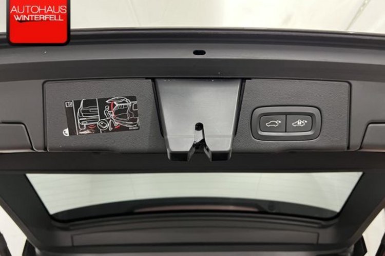 Volvo XC60 XC60 T8 AWD R-DESIGN PANO+LUFT+22Z+HUD+H&amp;K+STAND