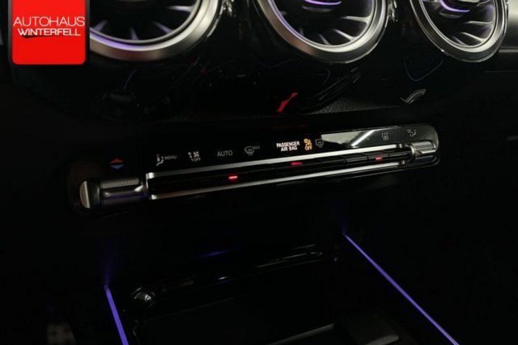 Mercedes-Benz GLB 220 GLB 220 d 4M AMG NIGHT CARBON STANDHZG+KEYLESS+
