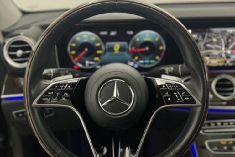 Mercedes-Benz E 300 E 300 d 4M T EXCLUSIVE ESD+AHK+MEMO+BURM+STANDHE