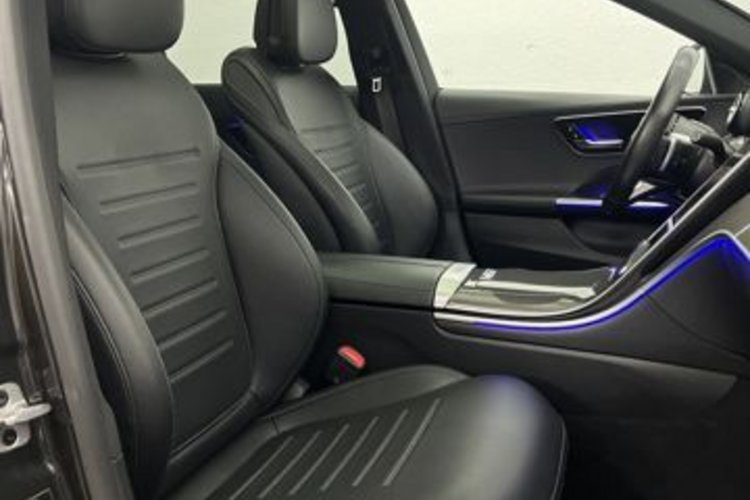 Mercedes-Benz C 220 C 220 d T 4M AMG NIGHT PANO+DIGITAL+DISTRONIC+