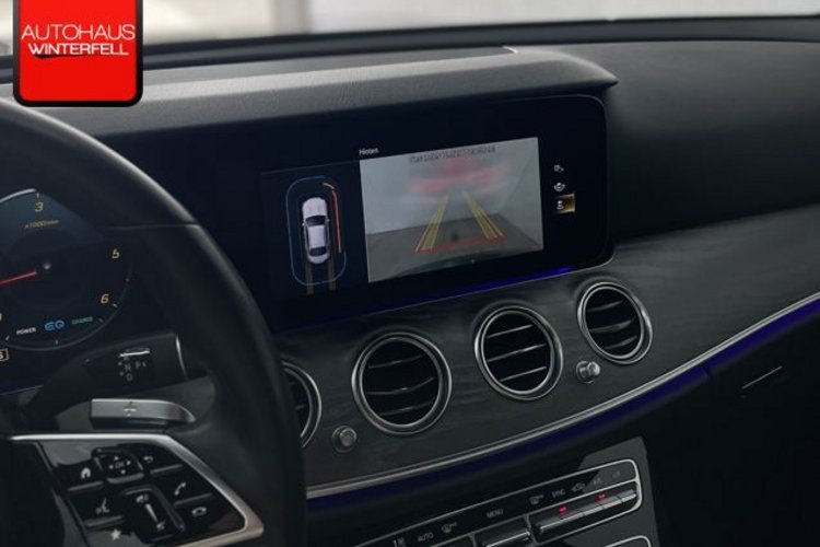 Mercedes-Benz E 220 E 220 d Avantgarde NIGHT ESD+KAMERA+AMBIENTE+LED