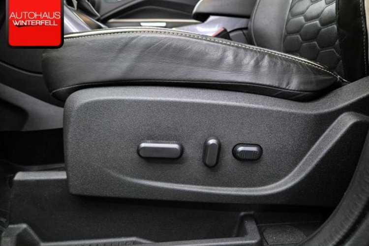 Ford Kuga Kuga 2.0 TDCi 4x4 Aut. Vignale PANO+AHK+KAMERA+