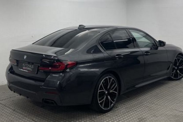 BMW M550 M550 i xDrive LASER+MASSAGE+HUD+H/K+MEMORY+4ZONE