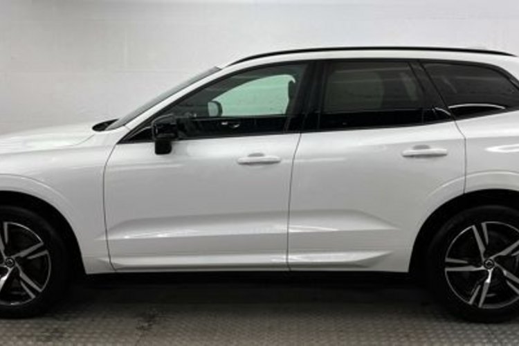 Volvo XC60 XC60 B5 B AWD R-DESIGN HUD+AHK+MEMORY+GOOGLE+LED