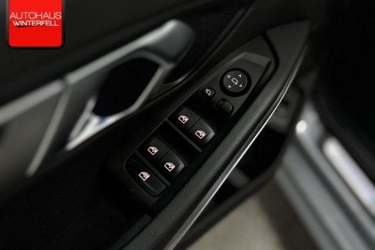 BMW 330 330e Touring xDrive M SPORT PANO+HUD+HIFI+ACC+
