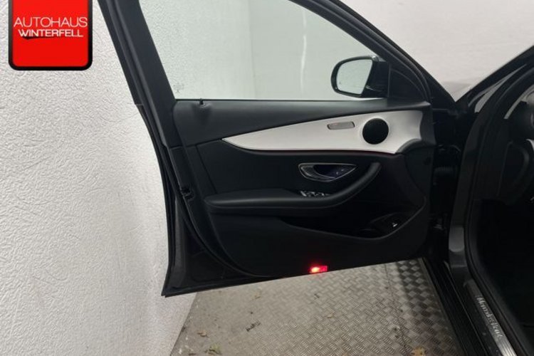 Mercedes-Benz E 300 E 300 d 4M AVANTGARDE AHK+KEYLESS+DISTRONIC+MBUX