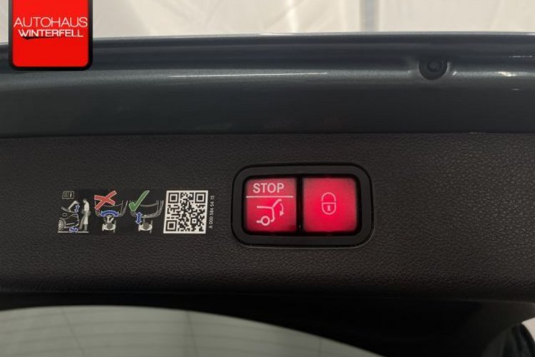 Mercedes-Benz E 300 E 300 e T AMG LINE PREMIUM PLUS PANO+SUPER+HUD+