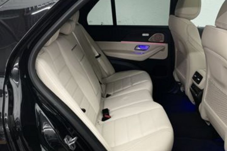 Mercedes-Benz GLE 400 GLE 400 d 4M AMG PANO+AHK+360+AIRMATIC+MEMO+BURM