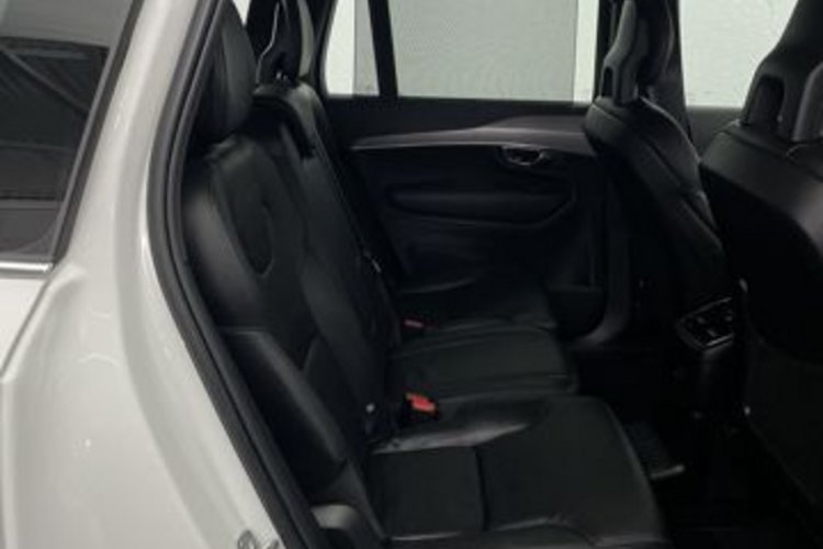 Volvo XC90 XC90 T8 INSCRIPTION RECH AWD 7SITZ+21Z+AHK+ACC+