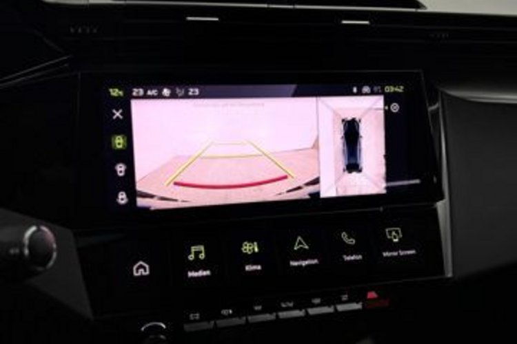 Peugeot 408 408 PureTech 130 EAT8 GT PANO+360+MEMO+FOCAL+ACC