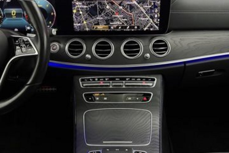 Mercedes-Benz E 220 E 220 d 4M All-Terrain NIGHT AMG19Z HUD+KEYLESS+
