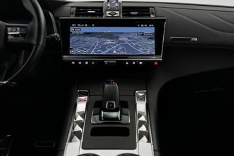 DS Automobiles DS7 (Crossback) DS7 Crossback 130 ANTOINE DE SAINT PANO+MEMORY