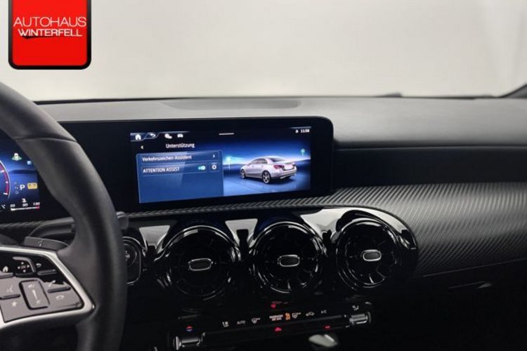 Mercedes-Benz A 200 A 200 d Limousine LED+KAMERA+DISTRONIC+CARPLAY+