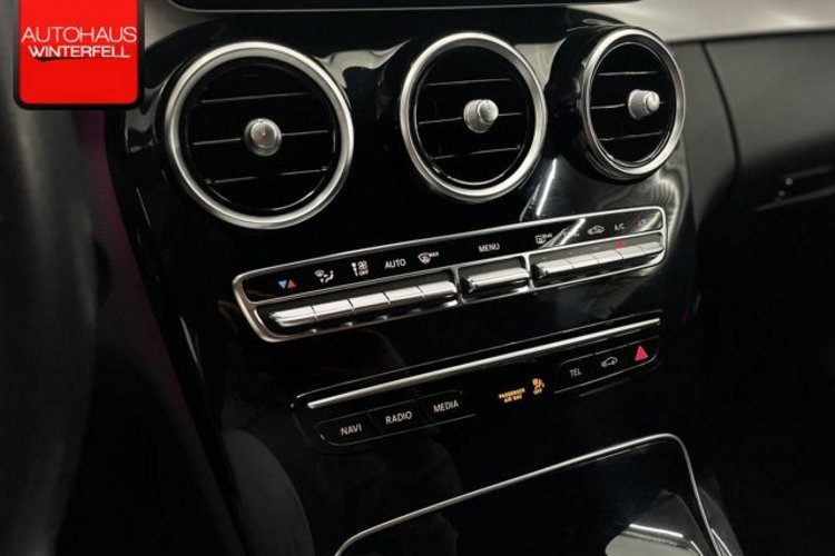 Mercedes-Benz C 300 C 300 Avantgarde MULTIBEAM+KAMERA+NAVI+CARPLAY+