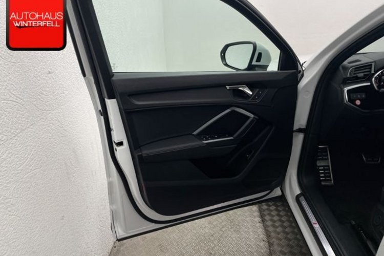 Audi Q3 Q3 Sportback 45 TFSI qu S line PANO+AHK+STANDHZG