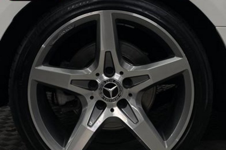 Mercedes-Benz SLC 200 SLC 200 AMG PANO+KAMERA+HARMAN/K+ILS+AIR-SCARF+