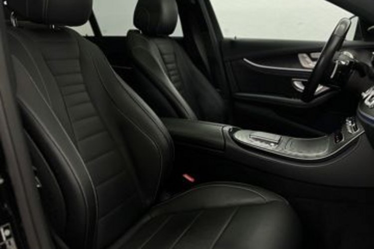 Mercedes-Benz E 400 E 400 d T 4M AMG NIGHT PANO+AIR-BODY+AHK+STANDH+