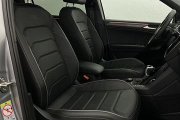 Volkswagen Tiguan Allspace Tiguan Allspace 2.0 TDI 4M R-LINE 7SITZ+PANO+AHK