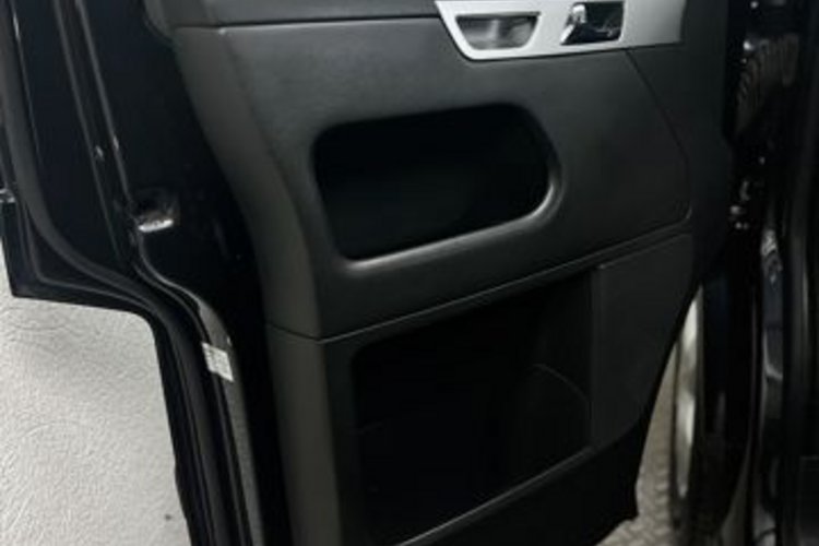 Volkswagen T5 Multivan T5 Multivan 2.5 TDI Highline 7SITZ+AHK+KAMERA+