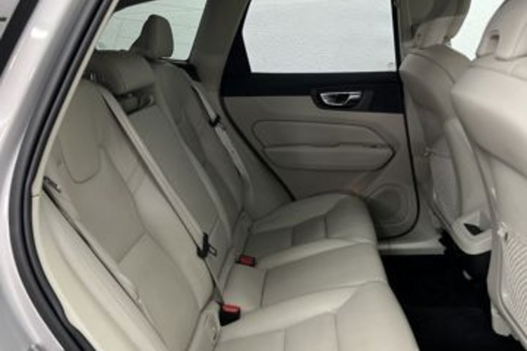 Volvo XC60 XC60 B5 D AWD PRO VOLL-LED+LUFT+HUD+MEMO+ACC+