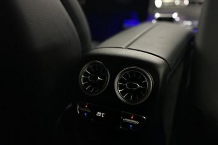 Mercedes-Benz E 350 E 350 Coupe DESIGNO AMG-LENKRAD+MEMO+HUD+KEYLESS